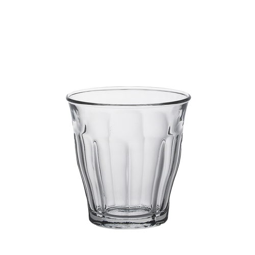 Duralex Le Picardie. Clear short glass tumbler with beveled edges. Un tumbler court en verre transparent avec des bords biseautés.