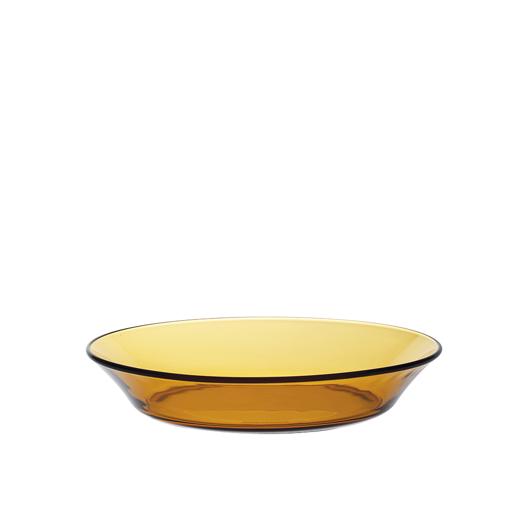 Duralex Lys. Stylish and minimalist amber yellow glass soup bowl. Le bol à soupe en verre jaune ambré, élégant et minimaliste.