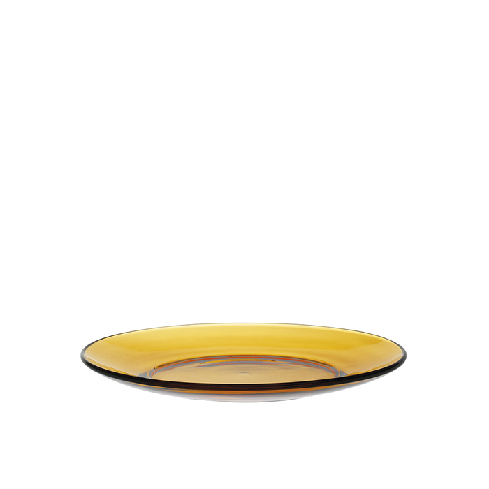 Duralex Lys. Amber yellow glass plate. L'assiette en verre jaune ambré.