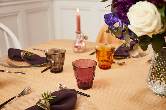Duralex Le Picardie. Plum Purple Glass Tumbler. Le verre en verre violet prune.