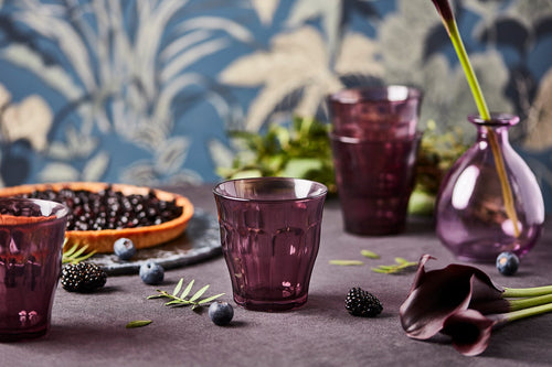 Duralex Le Picardie. Plum Purple Glass Tumbler. Le verre en verre violet prune.